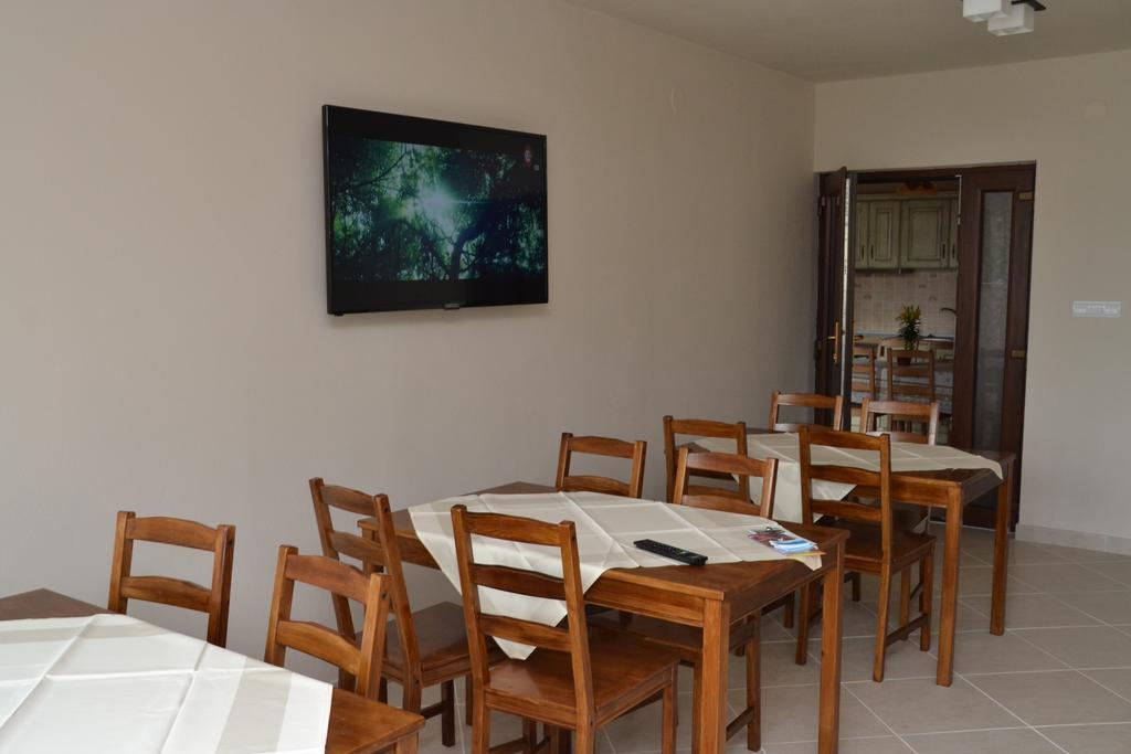 Vila Golful Dunarii Dubova Exterior foto